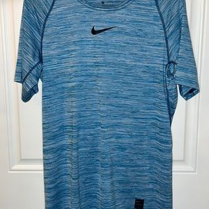 Mens Nikepro Dri-Fit T-shirt